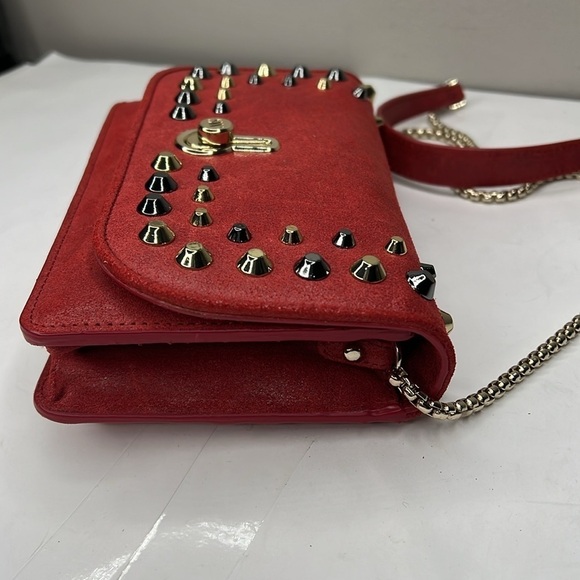 Stuart Weizman Red Sueded Leather Metal Grommet Crossbody Wallet on a Chain Bag - Picture 3 of 6